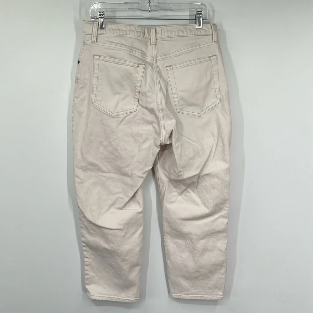 Abercrombie & Fitch Curve Love The Ankle Straight Jeans Ultra High Rise SHORT